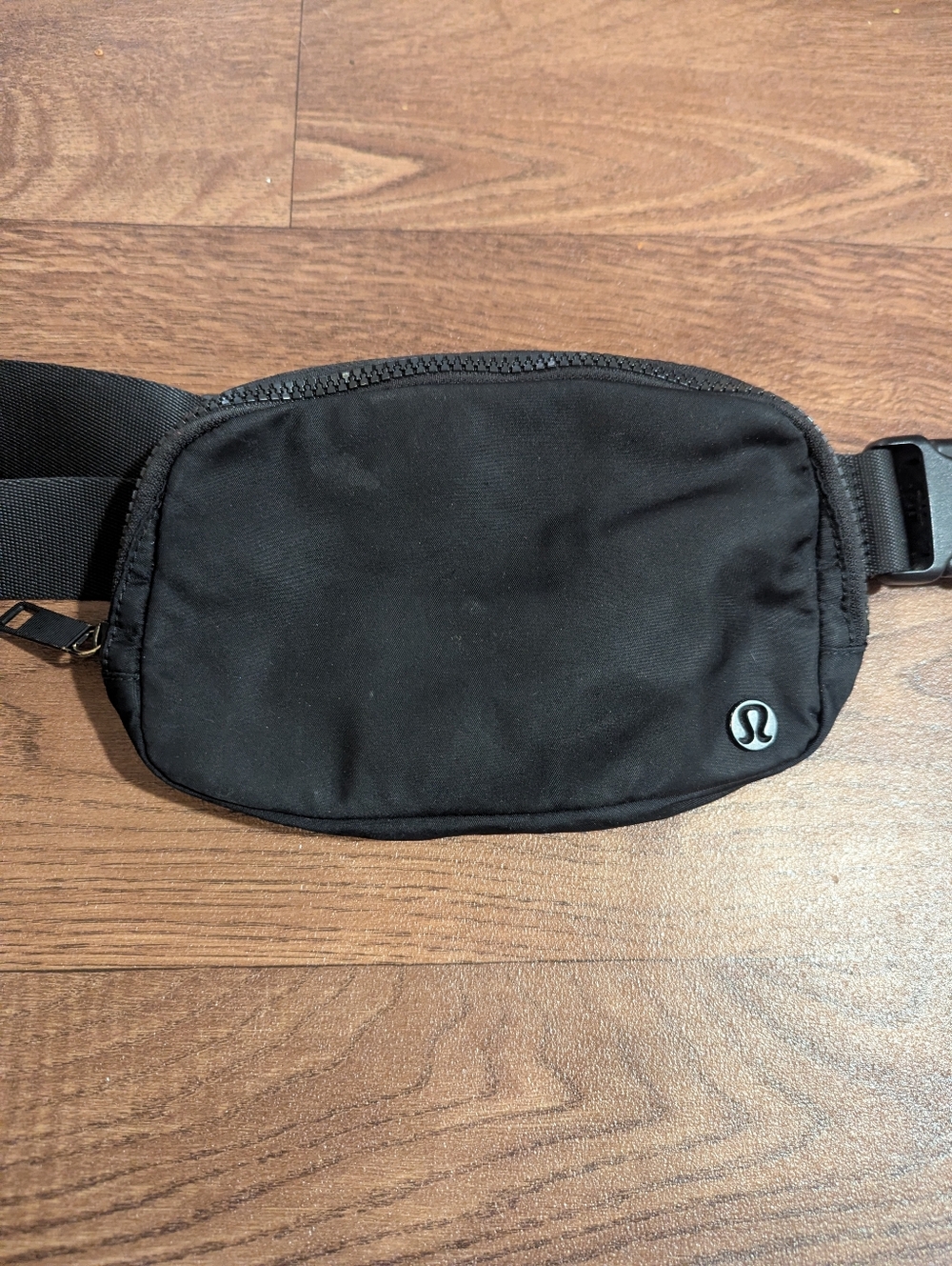 Lululemon Everywhere Belt Bag 1L Black Fanny Pack Crossbody Used